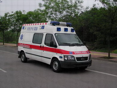 卢氏县救护车护送